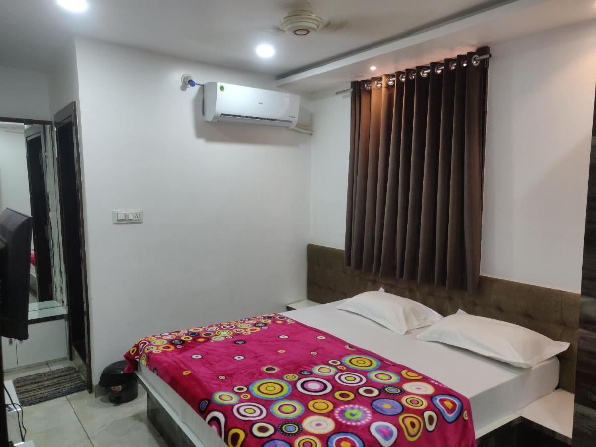 Hotel Rb Palace Indore Exterior foto