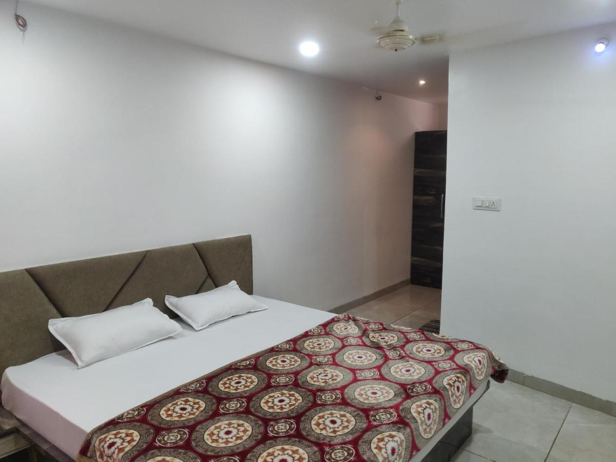 Hotel Rb Palace Indore Exterior foto